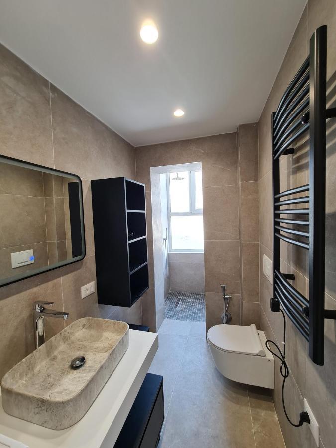 Adore - Modern Studio Tirana Exterior foto
